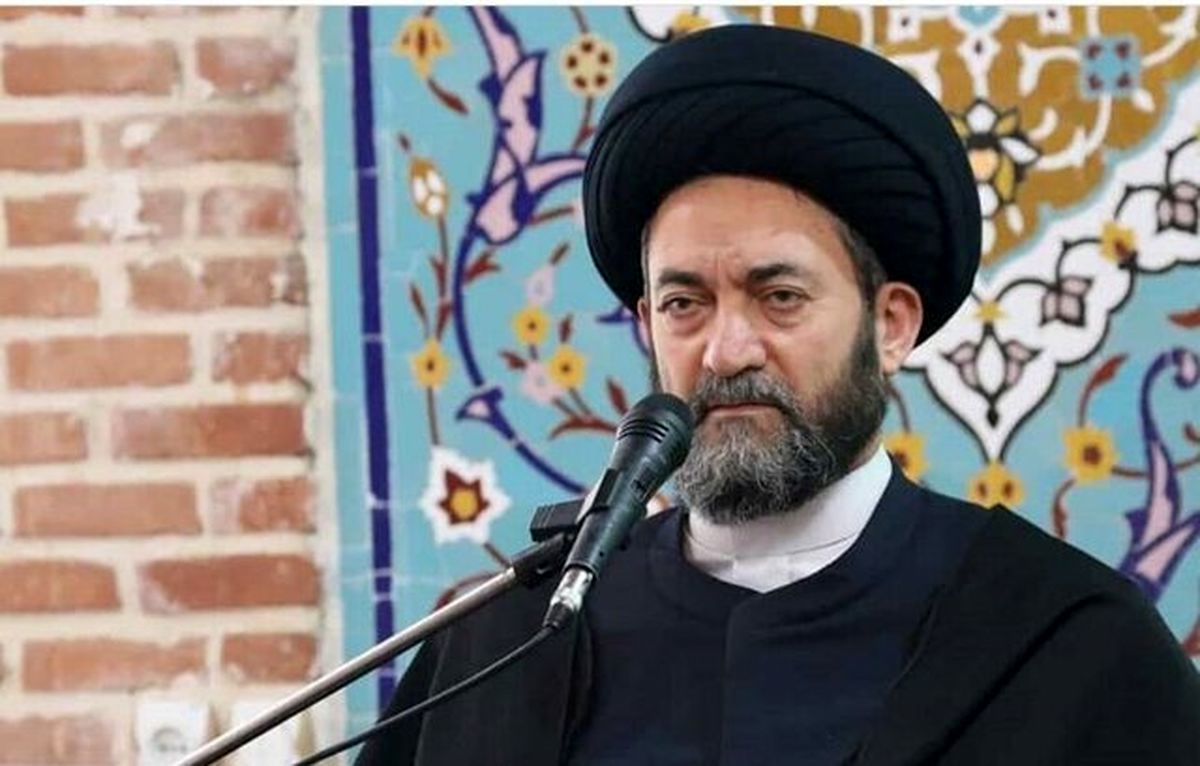 هر کس کالای غیرضروری بخرد، گناه کبیره و خیانت به کشور کرده است