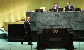 وقتی تغییر مشخصی در سیاست خارجی کشور وجود ندارد، سفر پزشکیان به نیویورک فقط هزینه است/ در سالهای گذشته این سفر برای افرادی که می خواسته اند سوغات بخرند مفید بوده است