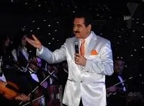 وضعیت جسمانی نگران کننده ابراهیم تاتلیس در کنسرتش/ ویدئو