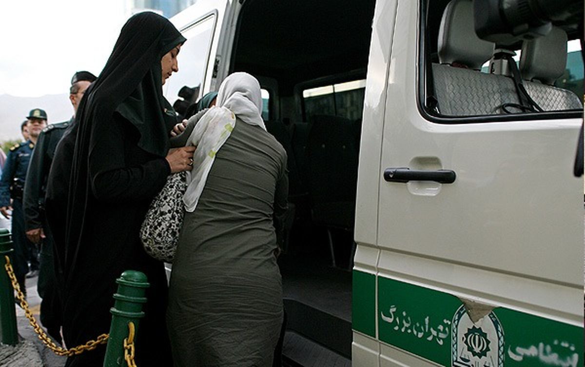 گشت ارشاد منحل میشود؟