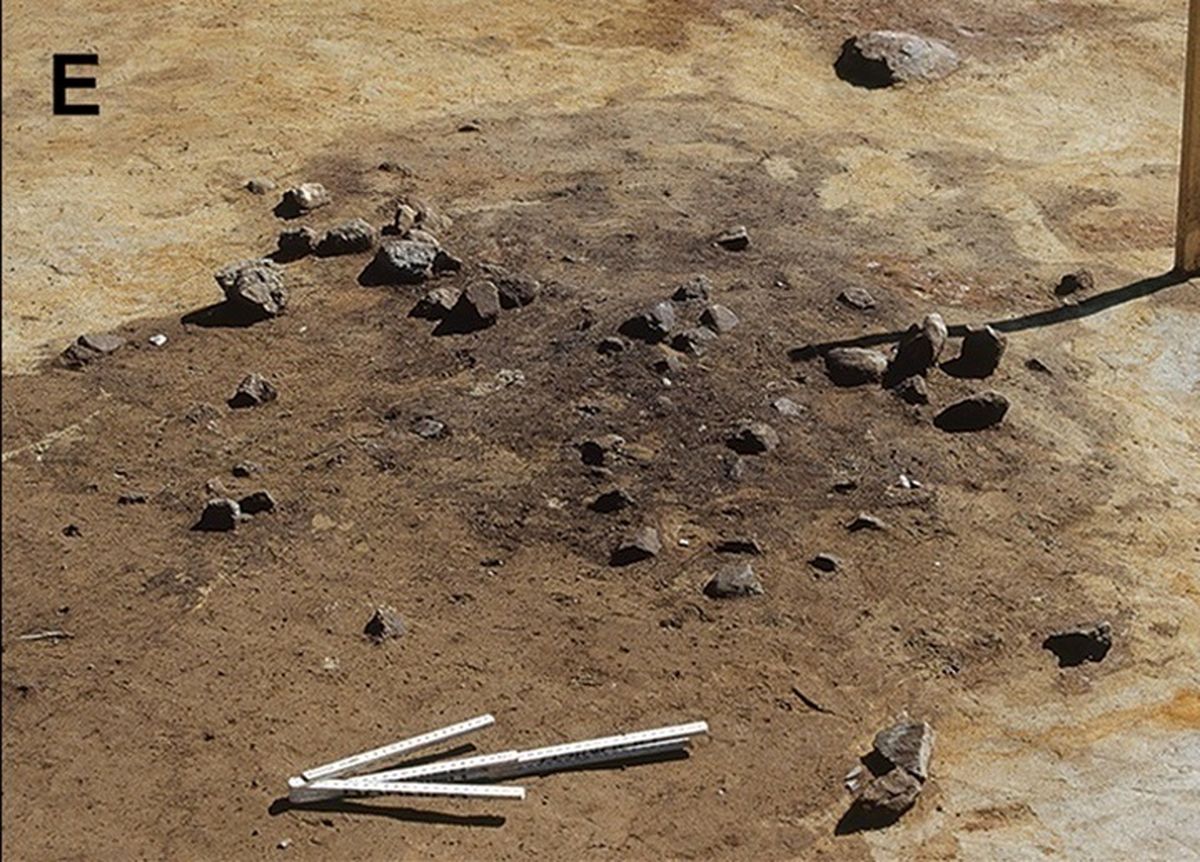 کشف قبر‌های ۶۵۰۰ سالۀ «بدون اسکلت» در مرز‌های قطب شمال