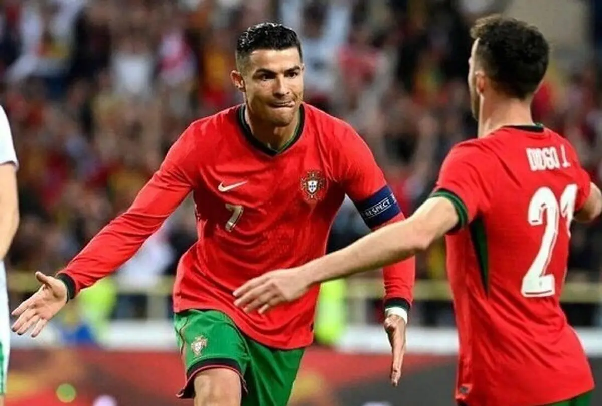 کریستیانو رونالدو خیلی از علی دایی دور شد!

