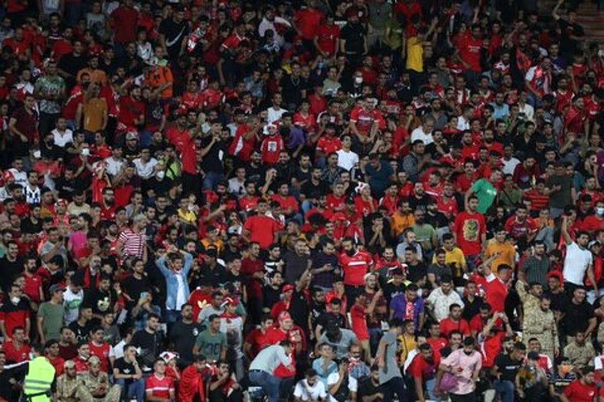 باشگاه فولاد: پرسپولیس عذرخواهی نکند، شکایت میکنیم