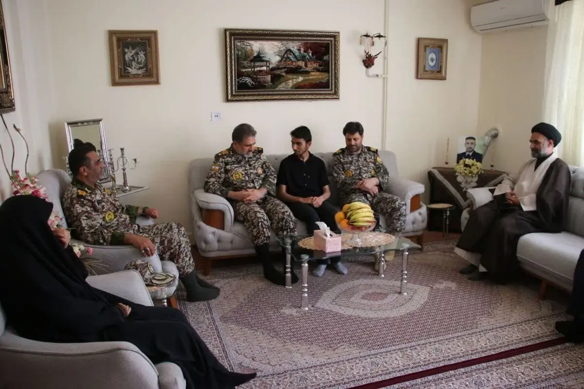 فرمانده قرارگاه مشترک خاتم الانبیا: کارکنان پدافند مردانه ایستادند تا ایران استوار بماند