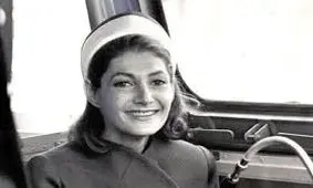  سفر در زمان؛ «شهناز پهلوی در زمان نوزادی و در آغوش عمه اش»؛ سال 1320