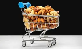 خرید قسطی انواع خوراکی های شب یلدا؛ آجیل، شیرینی و خشکبار