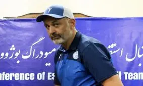 بوژوویچ فعلا در استقلال ماندنی است

