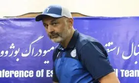 بوژوویچ فعلا در استقلال ماندنی است


