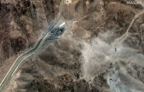 زیباکلام: ایران، ماشین آلات که هیچ اگر یک فرغون به سمت فردو و نطنز ببرد، اسرائیل حمله می کند/ این یعنی خودکشی جمهوری اسلامی/ ویدئو