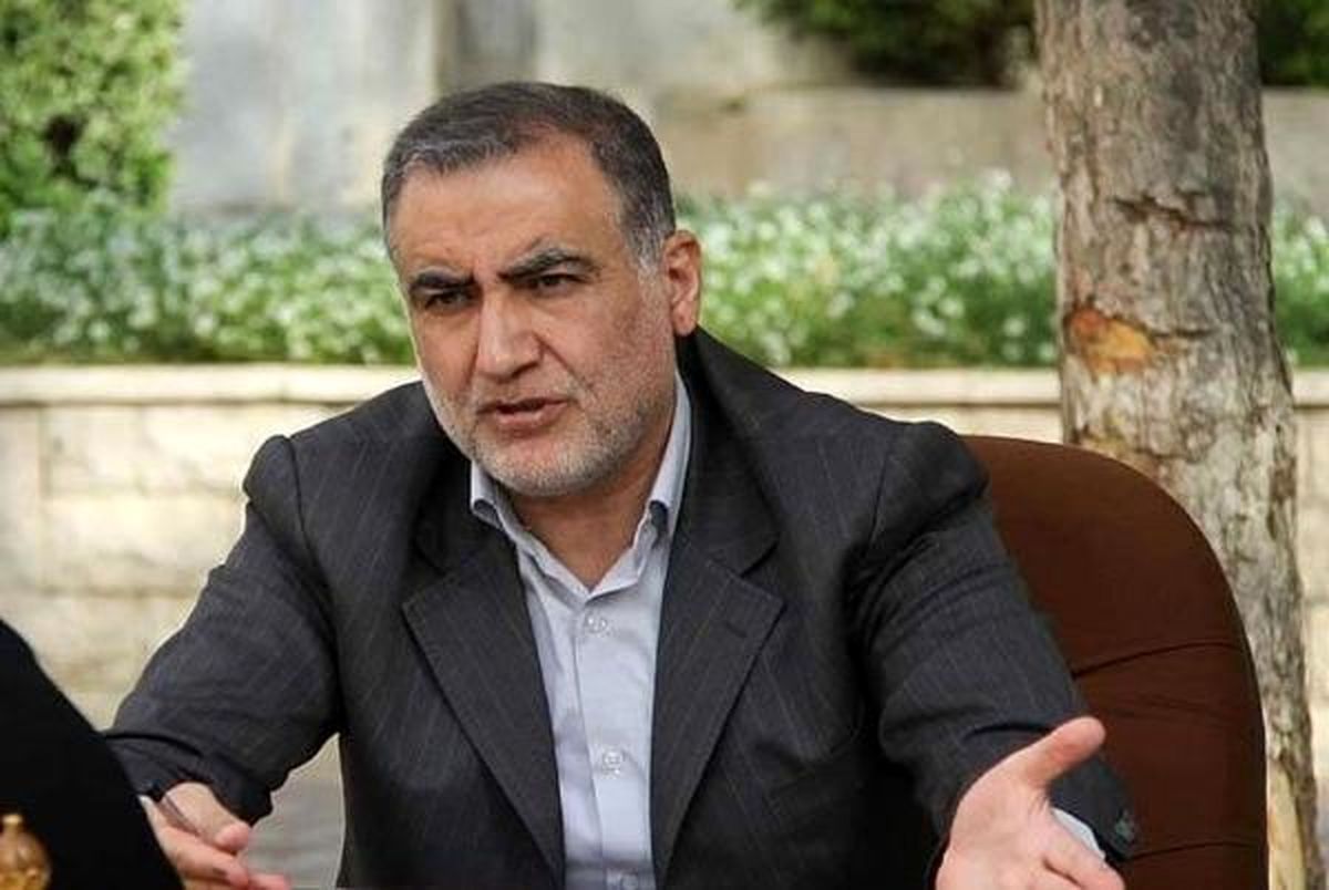 واسطه خودروی نمایندگان، «علی قلیها» بود که به همین خاطر، عزل شد