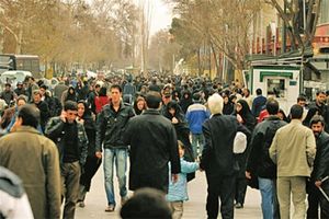 تهران دارد می‌ترکد؛ از هر ۱۰۰ ایرانی ۱۷ نفر در پایتخت