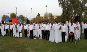 آیین اهدای ۹۰ سرویس جهیزیه به زوج‌ های جوان خوزستانی برگزار شد