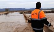 سیلاب تابستانی راه ارتباطی ۴ روستای چناران در خراسان رضوی را مسدود کرد/ ویدئو