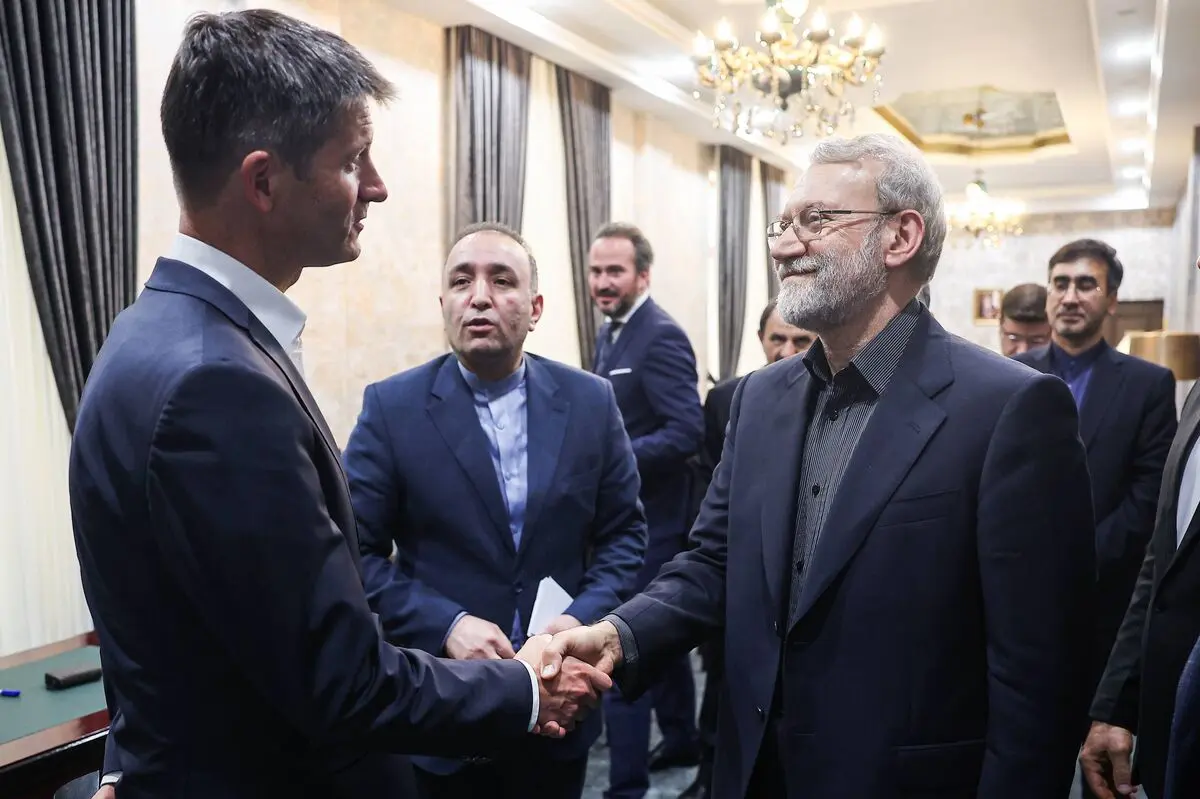 رایزنی لاریجانی و مشاور امنیت ملی سوئیس درباره‌ موضوع هسته‌ای