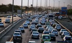دود در آزادراه تهران-قم به دلیل انجام عملیات خنثی‌سازی مهمات است