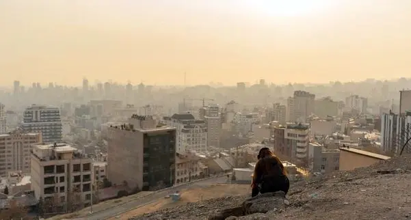 از سایه جنگ تا سقوط پول ملی | ایران سال ۲۰۲۵ را چگونه به پایان می‌برد؟ 