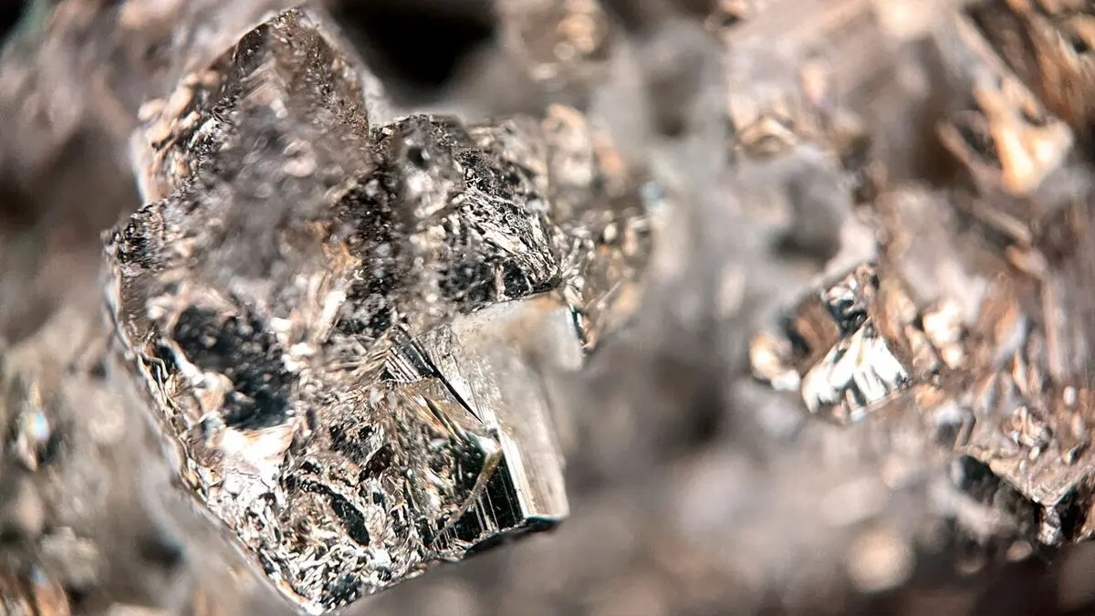 بهبود بازیافت فلزات گرانبها به کمک نانولایه‌های تیتانیومی

