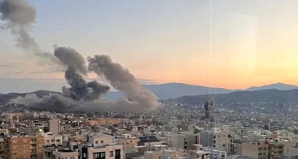 روز سوم حمله آمریکا و اسرائیل به ایران/ حملات هوایی به شهرهای تهران، کرج، تبریز، مهاباد، سنندج، شیراز، کرمان و کیش/ یزد و اصفهان نیز مورد حمله هوایی قرار گرفتند