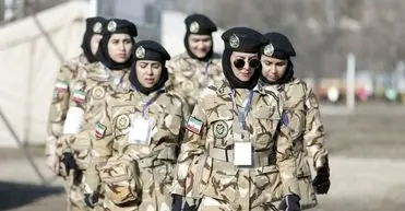 ۴۶ سال قبل در چنین روزی، حجاب در ارتش اجباری اعلام شد/ عکس

