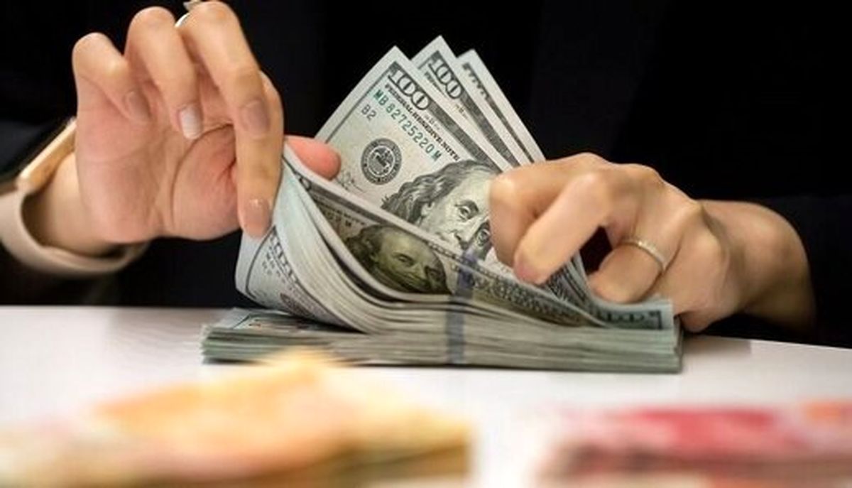متخلفان فروش غیره قانونی ارز نقره داغ میشوند!