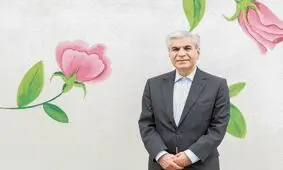 عادلی، رییس‌کل پیشین بانک مرکزی: مردم با گوشت و پوست و خون خود هزینه تحریم را احساس می کنند