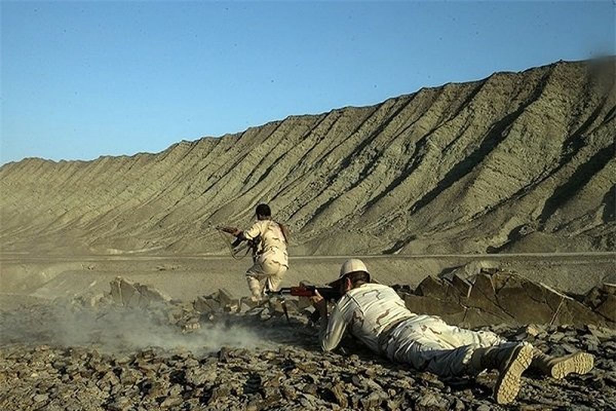 تیراندازی تروریست‌ها به یک پایگاه سپاه / یک بسیجی در سردشت شهید شد