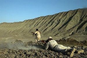 تیراندازی تروریست‌ها به یک پایگاه سپاه / یک بسیجی در سردشت شهید شد
