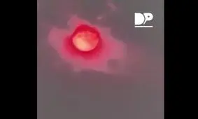 خورشید قرمز رنگ در آسمان چین پدیدار شد/ ویدئو