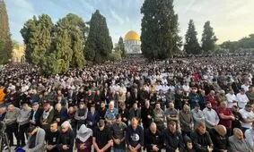 اقامه نماز عید فطر  ۲۰۰ هزار نمازگزار در مسجدالاقصی

