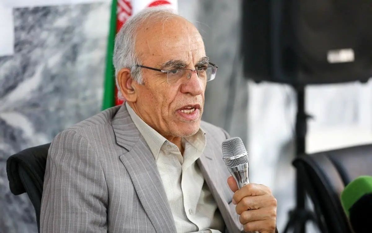 اینکه دلمان بلرزد کی میخواهد از کی انتقام بگیرد باید جمع شود