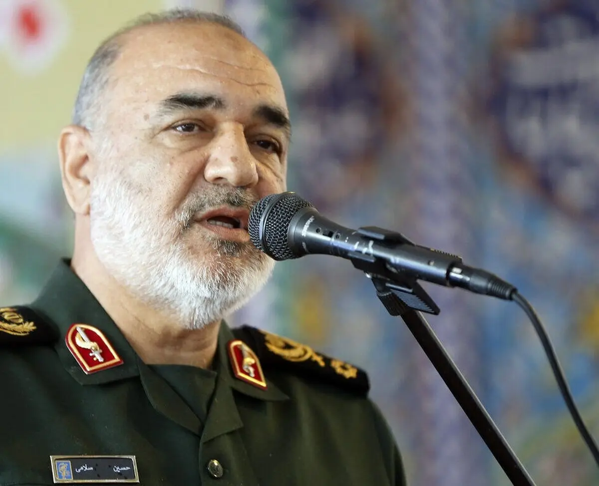 فرمانده کل سپاه: فریب و اغوای جوانان آخرین ترفند دشمن است

