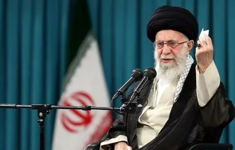 ماجرای الله اکبر گفتن آقا با فرزندانشان/ ویدئو