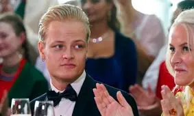 پسرخوانده ولیعهد نروژ به ۳۲ اتهام از جمله چهار مورد تجاوز متهم شد