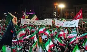 پیشنهاد روزنامه اصولگرا: برای مقابله با جنگ زمینی احتمالی با امریکا، آموزش نظامی را شروع کنید/ لشکر جانفدایان را سازماندهی کنید