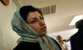 نرگس محمدی برای درمان از زندان خارج شد

