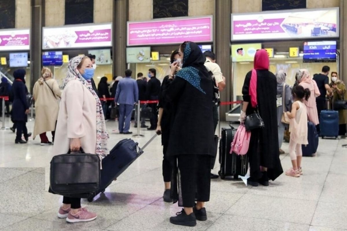 همهی زنان برای خروج از کشور باید از «سرپرست» خود کسب اجازه کنند