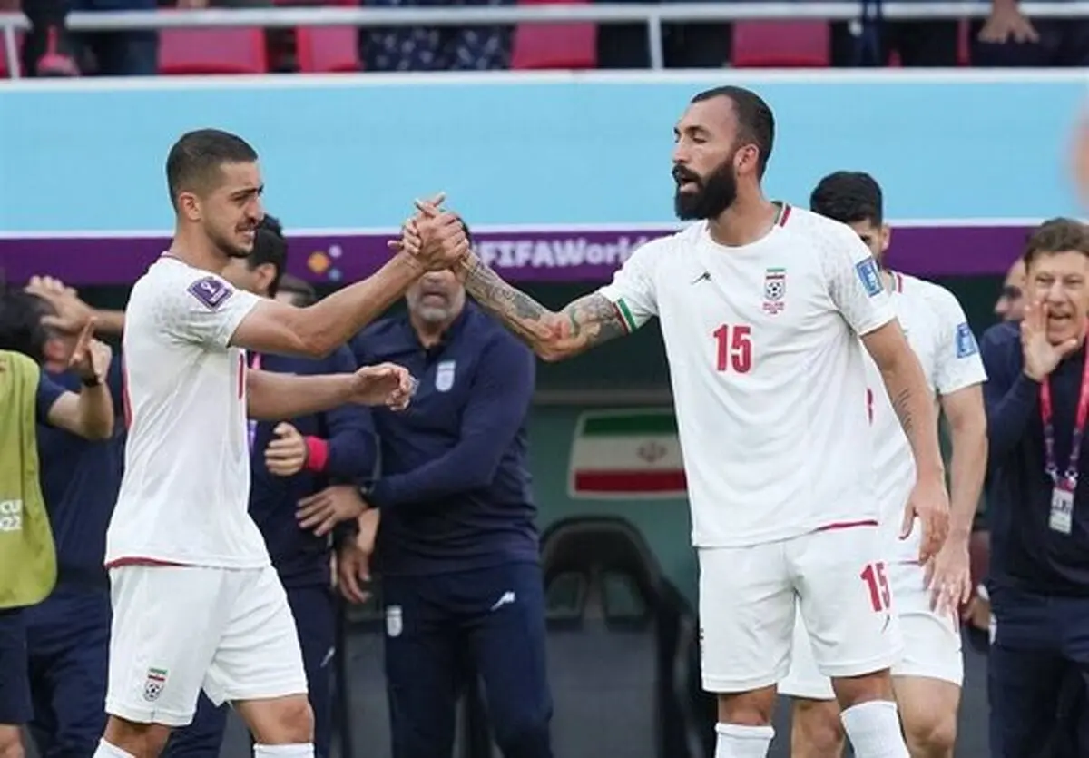 کاپ بهترین بازیکن ایران - ولز در دست روزبه چشمی/ عجولانه در مورد من قضاوت کردند