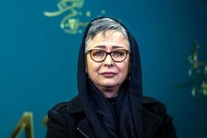 آزیتا حاجیان: اگر بچه‌ای نخواست مهندس بشود بهش اجازه بدید!