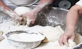 قیمت آرد نانوایی ها تغییر می‌کند؟