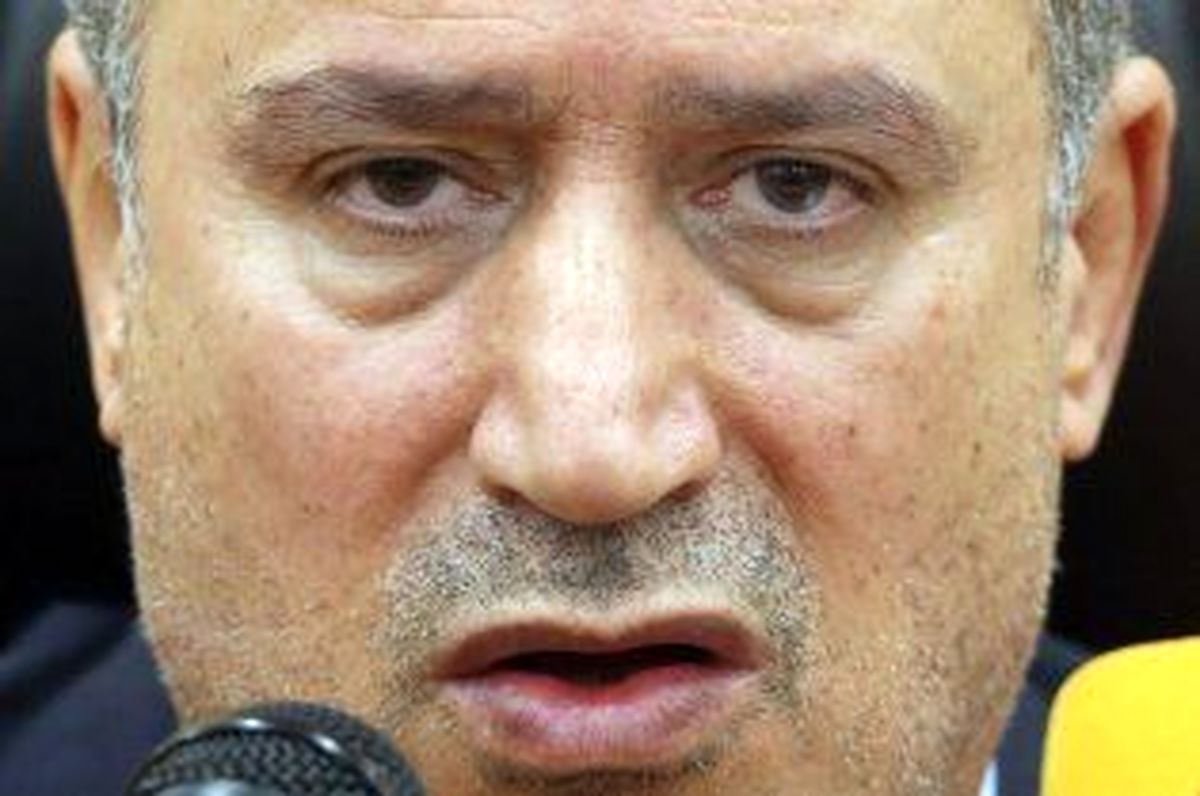 پول در خدمت «تاج» و تختش
