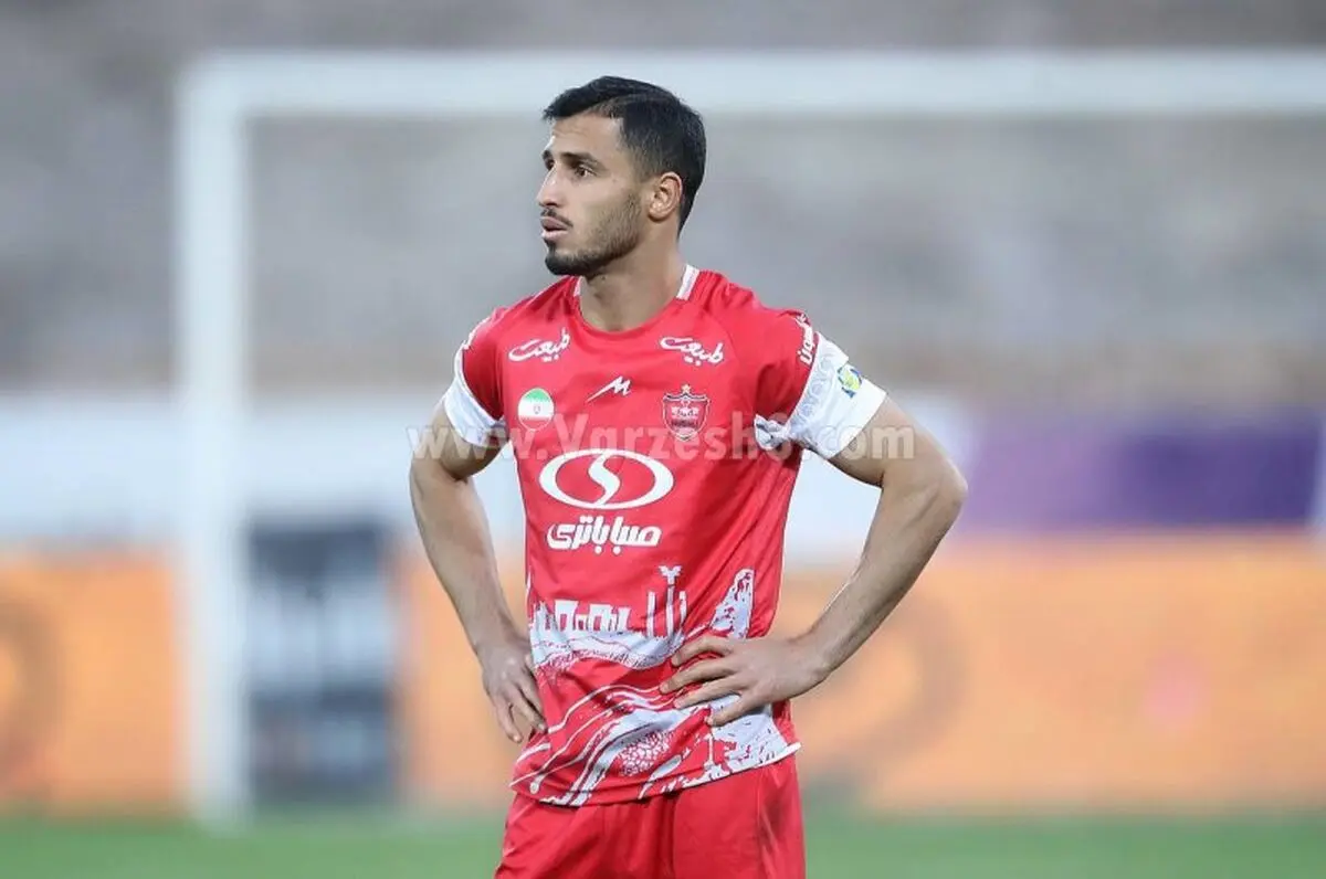 اعتراض تند ستاره پرسپولیس به جشن قهرمانی تراکتور در خانه