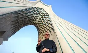 قلبم می لرزید اما ایستادیم/ همخوانی و هم نوازی «نام جاوید وطن» در میدان آزادی/ ویدئو