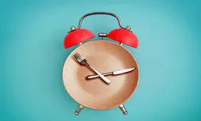 ۳ رژیم مختلف دتاکس برای کاهش وزن | از این رژیم‌ها دوری کنید