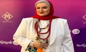 تیکه‌‌پرانی و شوخی خنده‌دار منوچهر هادی با استایل بامزه نعیمه نظام‌دوست/ ویدئو