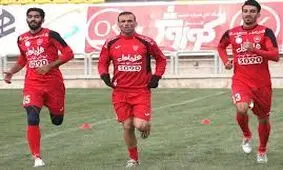غیبت احتمالی دو ستاره پرسپولیس مقابل نفت