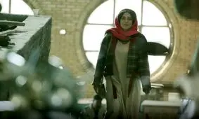 تصویری زیبا از تابان سریال محکوم کنار برادرش