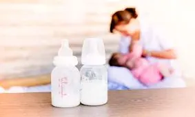 مشاهده میکروپلاستیک ها در شیر مادر