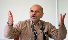 هشدار فرشاد مومنی به روسای قوا: تا کار به فاجعه نکشیده رویه‌ها را تغییر دهید