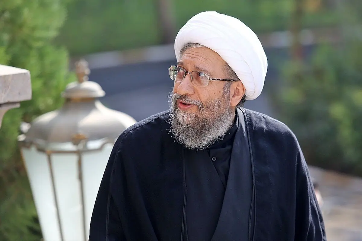 نامه رهبر انقلاب به مجمع تشخیص درباره ثبت اسناد رسمی به روایت آملی لاریجانی


