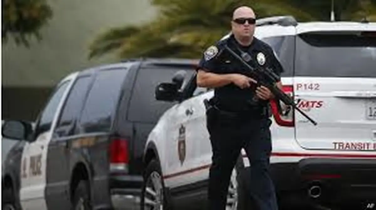 رابطه سیاه معلم با پسر دانش آموز/ خانواده دانش آموز در گوشی چه دیدند/ ویدئو